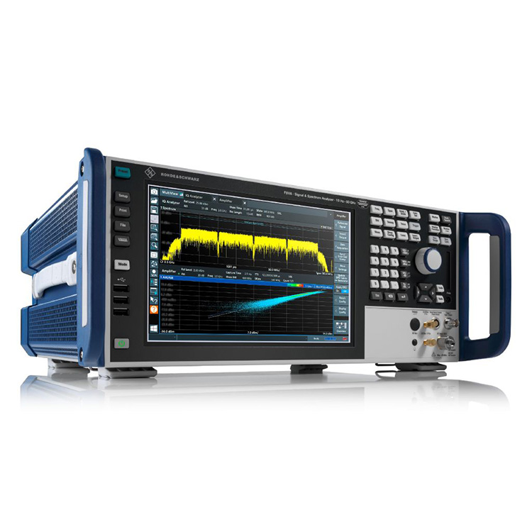 R&S FSVA3007 Signal at Spectrum Analyzer