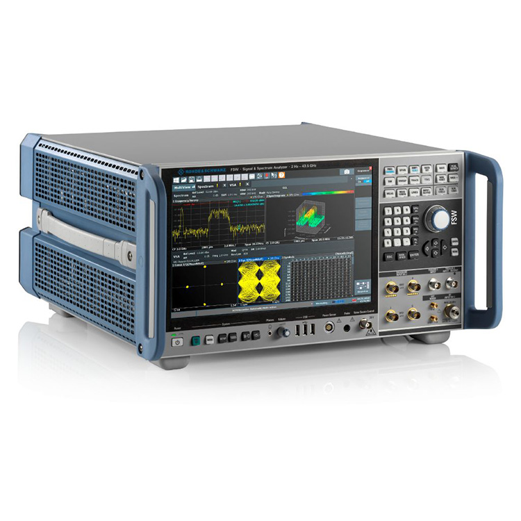 R&S FSW43 Signal at Spectrum Analyzer